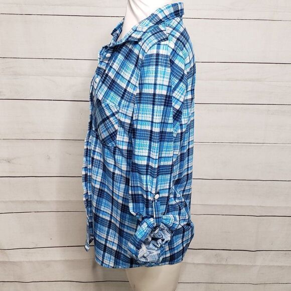 Brooke Leigh blue XL button down - Picture 2 of 7